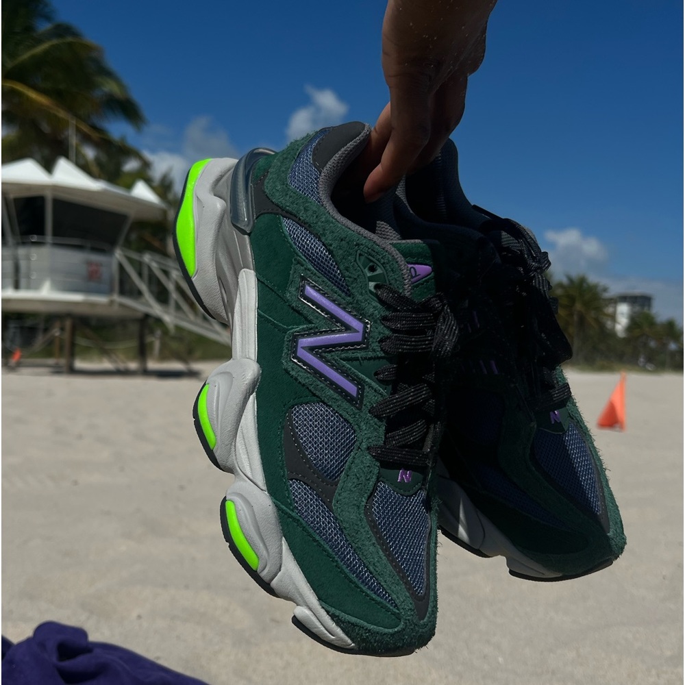 New Balance 9060 “Nightwatch Green”